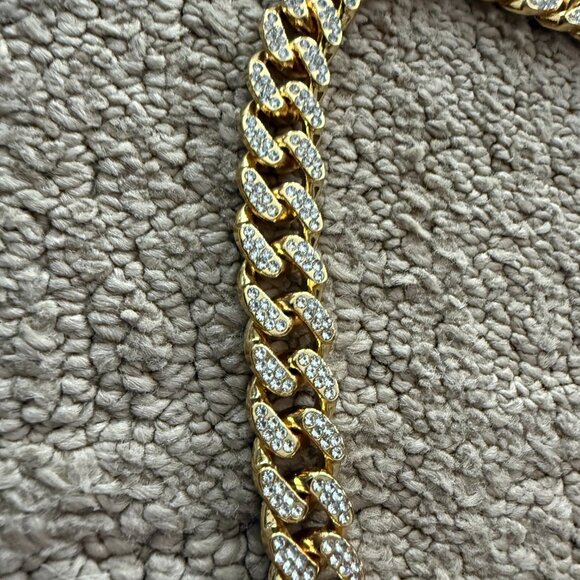 Gold and Silver Sparkly Chain! - Picture 4 of 5